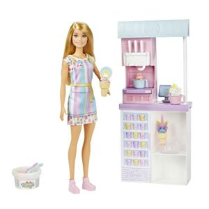 Barbie You Can Be Anything Serie, Eisdiele, 1x Barbiepuppe mit blonden Haaren, Eismaschine, Barbieknete, Backzubehör, Barbie Zubehör, Geschenk für Kinder, Spielzeug ab 3 Jahre,HCN46