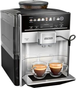 SIEMENS Kaffeevollautomat EQ6 plus s300 TE653501DE, für viele Kaffeespezialitäten, Milch-Aufschäumdüse, Keramikmahlwerk, Doppeltassenfunktion, Antikalk, automatische Dampfreinigung, 1500 W, silber