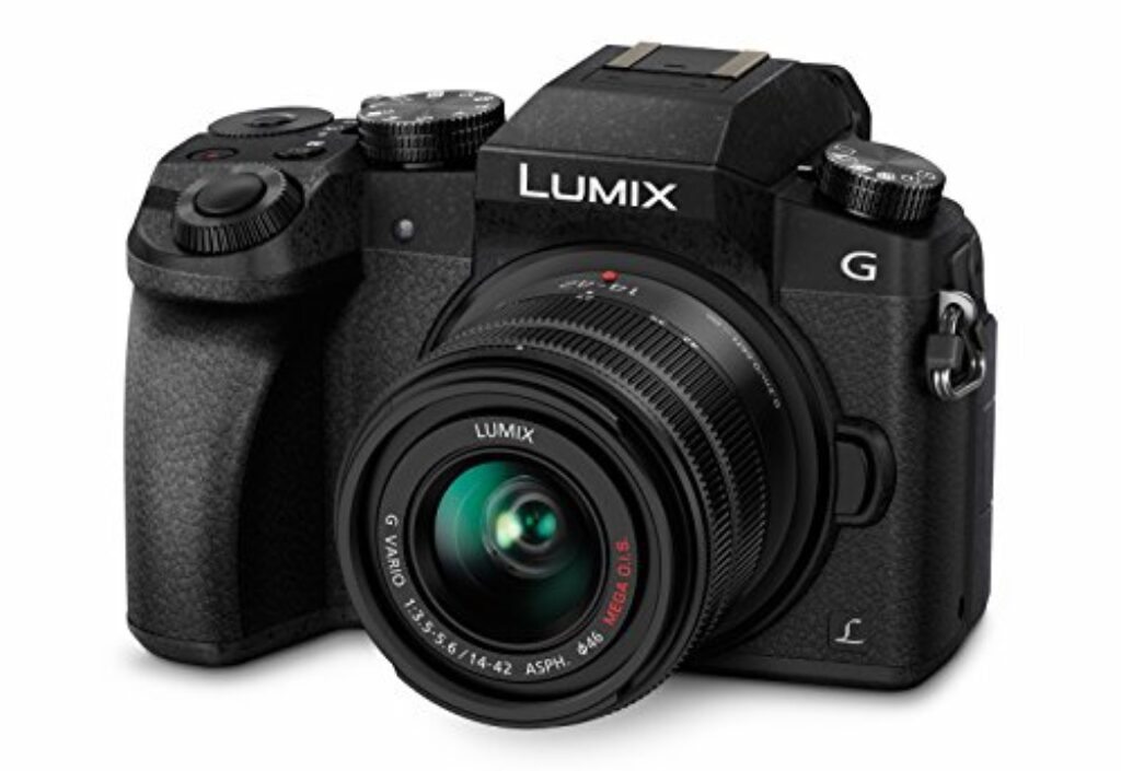 Panasonic DMC-G70KEG-K Lumix Systemkamera (16 Megapixel, 4K Video, 7,5 cm (3 Zoll) Touchscreen, WiFi) mit Objektiv Lumix G Vario F3,5-5,6/14-42 Asph/OIS schwarz
